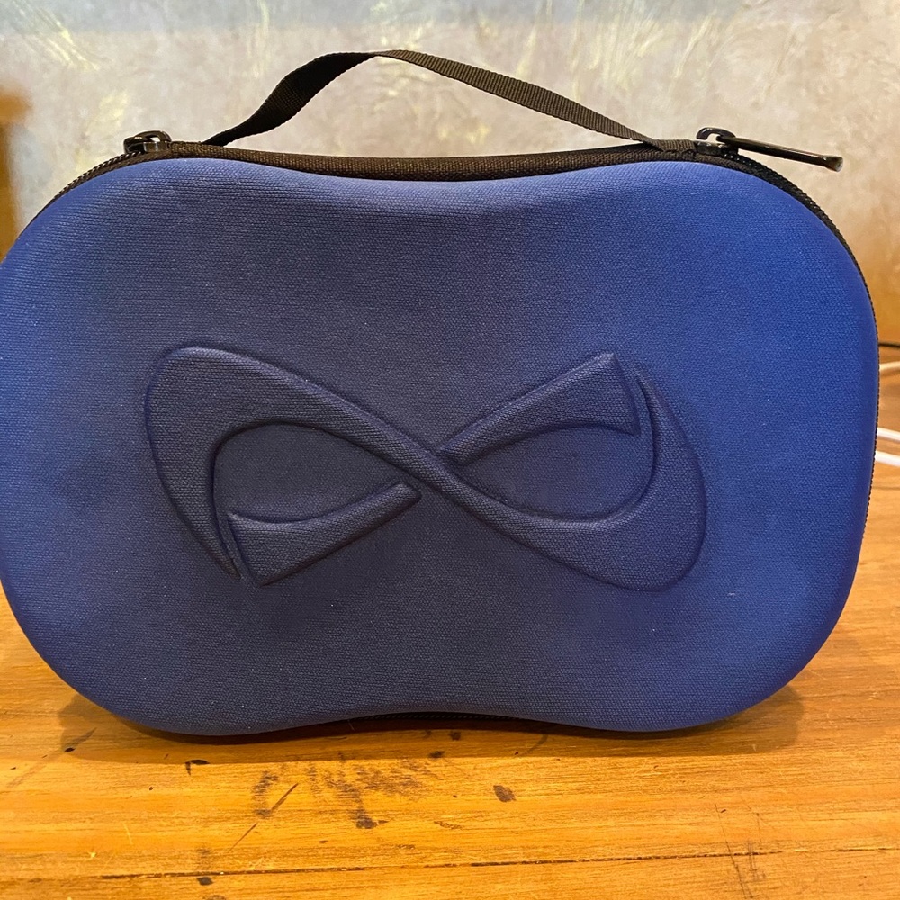 Nfinity makeup case